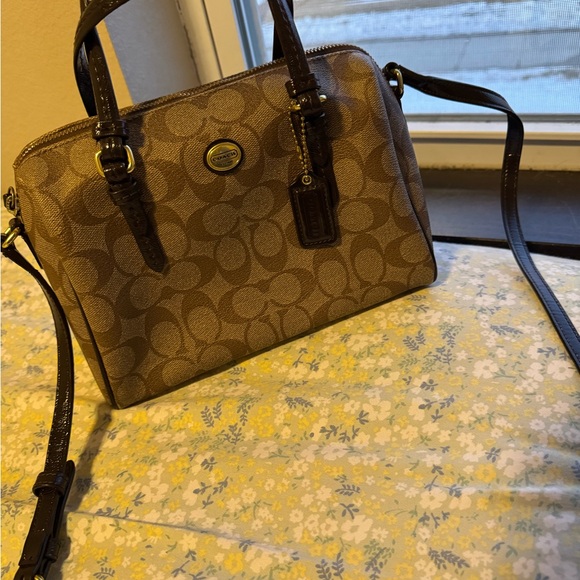 Coach Brown Signature Coated Canvas & Patent Leather Bennett Satchel Bag - Picture 3 of 10